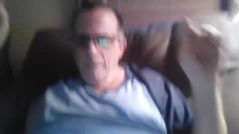 Snapshot of drthick1224 chatting on 10/11/25, 10:41 drthick1224 online show from 10/11/25, 10:41