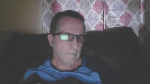 Snapshot of drthick1224 chatting on 11/23/25, 02:50 drthick1224 online show from 11/23/25, 02:50