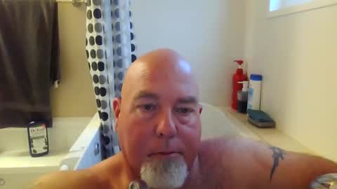 Snapshot of drthomaswayne chatting on 03/12/25, 08:20 drthomaswayne online show from 03/12/25, 08:20
