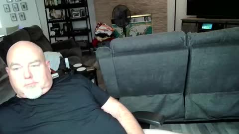 Snapshot of drthomaswayne chatting on 11/20/25, 05:12 drthomaswayne online show from 11/20/25, 05:12