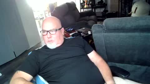 Snapshot of drthomaswayne chatting on 08/08/26, 08:55 drthomaswayne online show from 08/08/26, 08:55