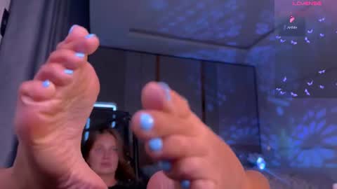 Snapshot of drug_feet chatting on 07/28/26, 04:39 Mistress Lola Slavic witch online show from 07/28/26, 04:39