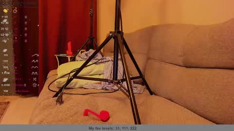 Snapshot of drugcandy chatting on 12/28/24, 02:10 Kate online show from 12/28/24, 02:10