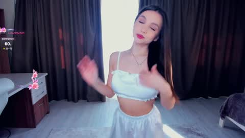 Emma online show from 03/31/26, 05:08