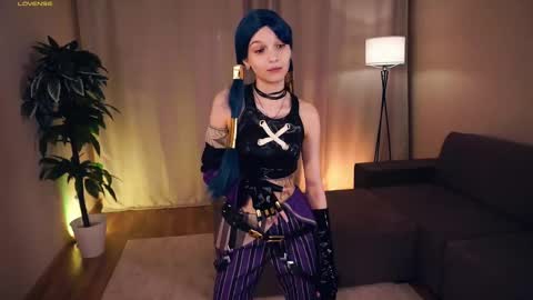 Polly day and Amelia night online show from 03/08/25, 06:21