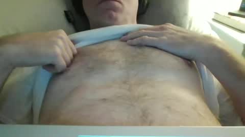 Snapshot of dsb55 chatting on 10/08/25, 05:16 dsb55 online show from 10/08/25, 05:16