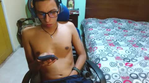 David online show from 11/12/25, 02:12