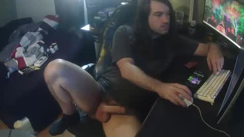 Snapshot of dubz0205 chatting on 11/08/25, 04:51 dubz0205 online show from 11/08/25, 04:51