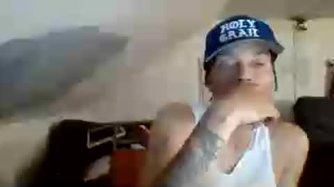 Snapshot of dubz07 chatting on 06/14/26, 12:52 dubz07 online show from 06/14/26, 12:52