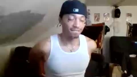Snapshot of dubz07 chatting on 07/27/26, 01:34 dubz07 online show from 07/27/26, 01:34