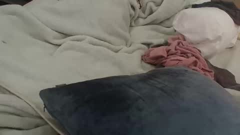 Dude online show from 11/17/25, 09:42