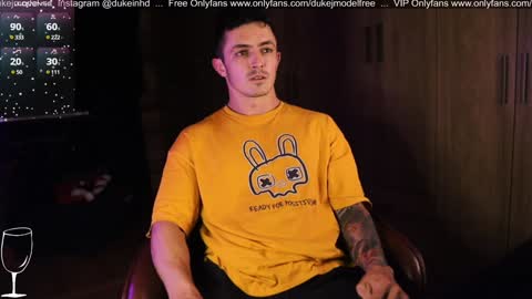 Snapshot of duke_j chatting on 01/14/25, 03:22 DUKE J online show from 01/14/25, 03:22