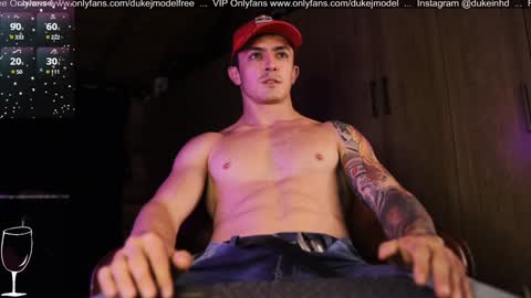 Snapshot of duke_j chatting on 01/19/25, 04:01 DUKE J online show from 01/19/25, 04:01