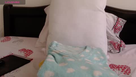 dulce1791 online show from 02/14/25, 01:29