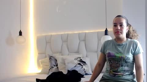 dulce__lovee online show from 09/27/25, 11:48