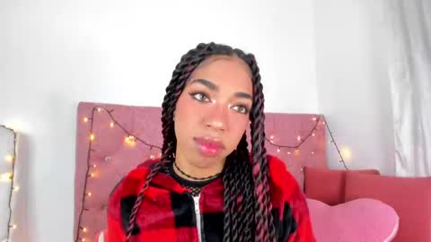 Dulce online show from 11/08/25, 02:17