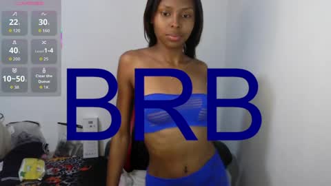 Snapshot of dulce_camx chatting on 04/27/26, 03:04 dulce_camx online show from 04/27/26, 03:04