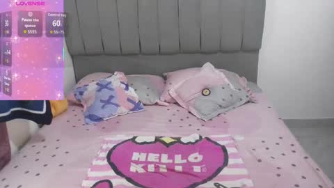 Snapshot of dulce_camx chatting on 05/22/26, 04:30 dulce_camx online show from 05/22/26, 04:30