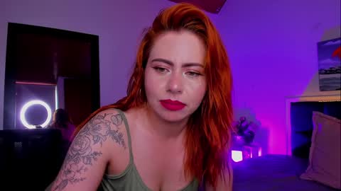 Snapshot of dulce_charlottee chatting on 12/15/24, 07:10 DULCE online show from 12/15/24, 07:10