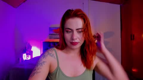 Snapshot of dulce_charlottee chatting on 12/26/24, 08:00 DULCE online show from 12/26/24, 08:00