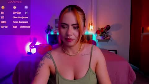 Snapshot of dulce_charlottee chatting on 02/19/25, 07:48 DULCE online show from 02/19/25, 07:48
