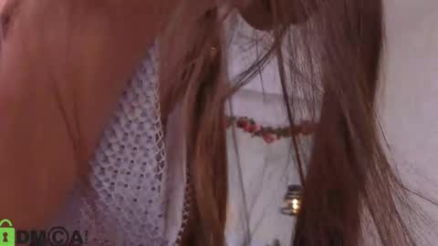 dulce_isabel_ online show from 05/16/26, 03:47