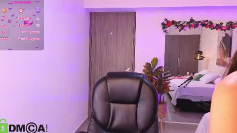 Snapshot of dulce_isabel_ chatting on 06/29/26, 03:46 dulce_isabel_ online show from 06/29/26, 03:46