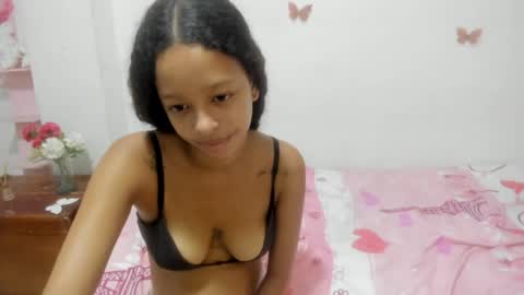 dulce_lan18 online show from 07/04/26, 02:12