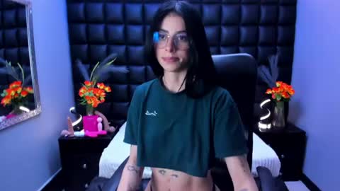 Snapshot of dulce_miiaa chatting on 06/16/26, 06:21 dulce_miiaa online show from 06/16/26, 06:21