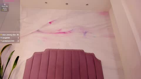 dulce_quintana online show from 11/30/25, 12:25