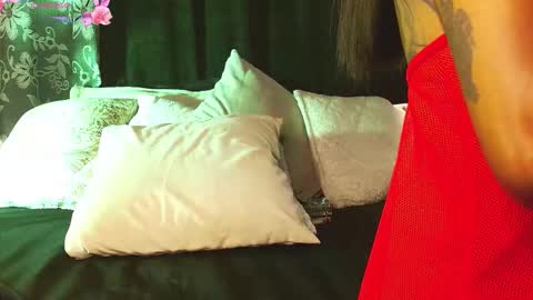   online show from 12/19/25, 09:16