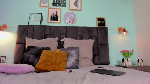 Snapshot of dulceaurora_ chatting on 03/08/25, 02:55 DULCE AURORA online show from 03/08/25, 02:55