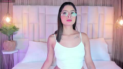 Dulce  online show from 12/03/25, 11:19