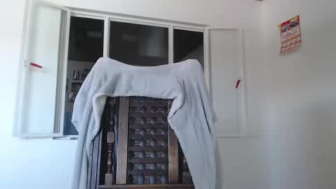 dulceisabellax online show from 01/22/25, 05:17