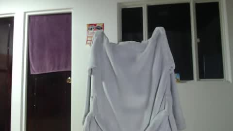 dulceisabellax online show from 01/28/25, 02:53