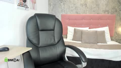 Dulce Rose online show from 09/12/25, 08:42