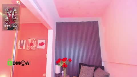 Snapshot of dulcerose01 chatting on 05/15/26, 11:34 Dulce Rose online show from 05/15/26, 11:34