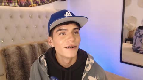 Dulcey online show from 10/27/25, 05:22