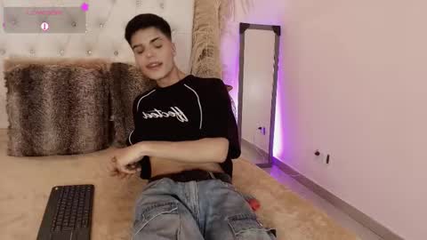 Dulcey online show from 11/04/25, 09:14