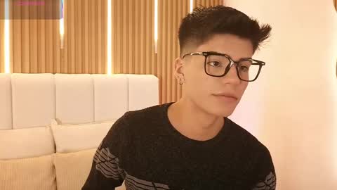 Dulcey online show from 04/11/26, 05:34