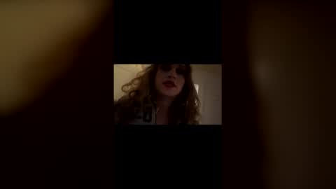 Snapshot of dulcidarling chatting on 11/24/25, 11:15 Buffy Glimmers online show from 11/24/25, 11:15