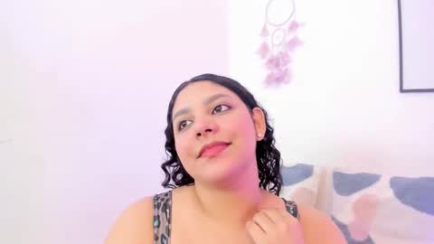 Dulce online show from 10/26/25, 07:42