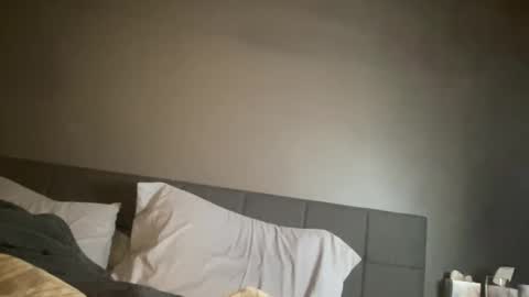 Snapshot of dumbblondexoxo chatting on 12/28/24, 03:37 dumbblondexoxo online show from 12/28/24, 03:37