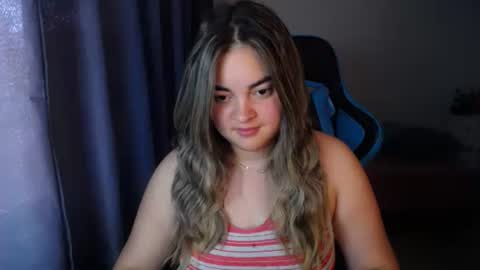 Nicole   online show from 12/18/24, 08:47