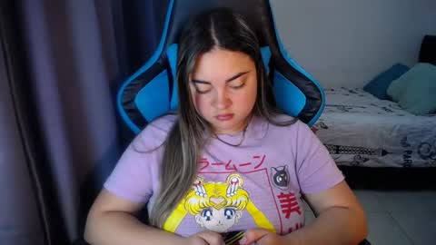 Nicole   online show from 01/30/25, 09:36