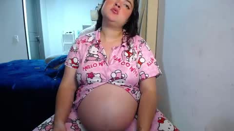 Nicole   online show from 05/22/26, 07:15