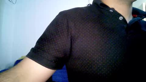 Snapshot of dumout33 chatting on 03/15/26, 07:20 Sergio online show from 03/15/26, 07:20