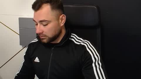 Snapshot of duncanstones chatting on 10/26/25, 06:30 DuncanStone online show from 10/26/25, 06:30