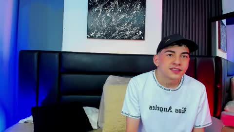 Thomas and Noah online show from 11/04/25, 12:04