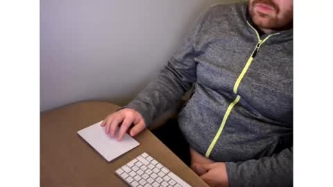 Snapshot of dupf127 chatting on 01/08/26, 12:46 FloFrenchCurv288 online show from 01/08/26, 12:46